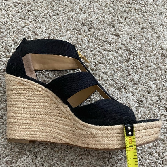 Michael Kors Zippered Wedge Sandals-Black-Size 8.5M-Excellent Condition! - Picture 3 of 8